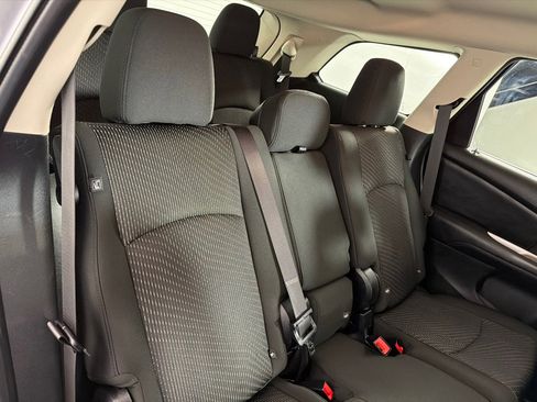 Used 2020 Dodge Journey SE w/ Blacktop Package FWD image 23