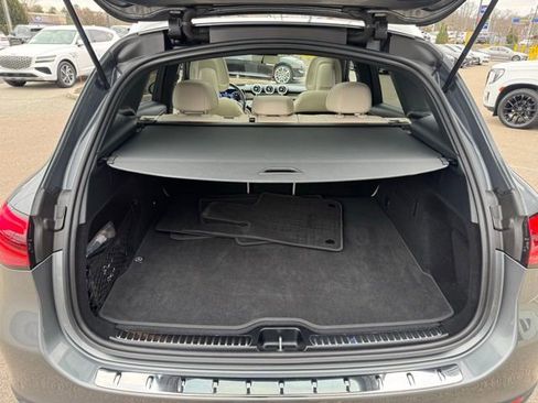 Used 2023 Mercedes-Benz GLC 300 GLC 300 image 10