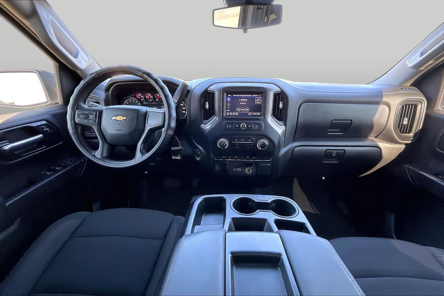 Certified 2025 Chevrolet Silverado 1500 Custom RWD image 15