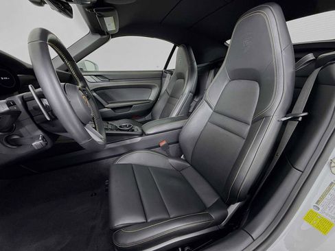 Used 2022 Porsche 911 Carrera 4 GTS image 5