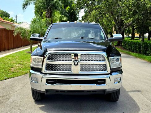Used 2017 RAM 3500 Laramie AWD/4WD image 2