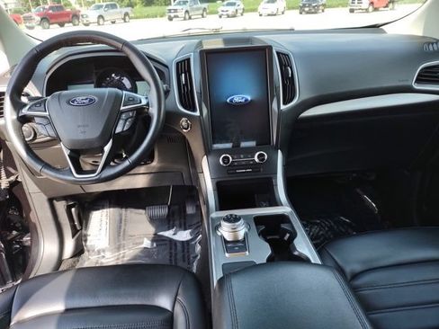 Used 2024 Ford Edge SEL AWD/4WD image 13