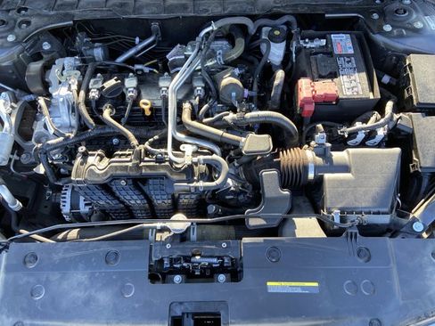 Used 2025 Nissan Altima 2.5 SV FWD image 28