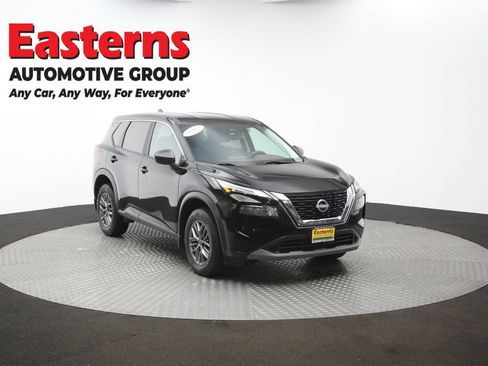 Used 2023 Nissan Rogue S AWD/4WD image 45