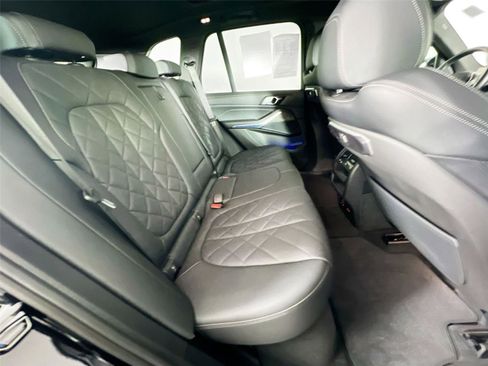 Used 2024 BMW X5 xDrive40i image 24