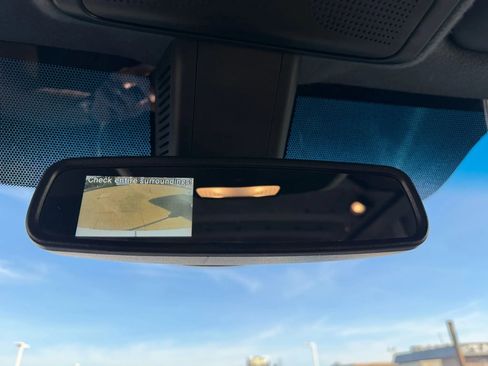 Used 2025 Mercedes-Benz Sprinter 2500 image 19