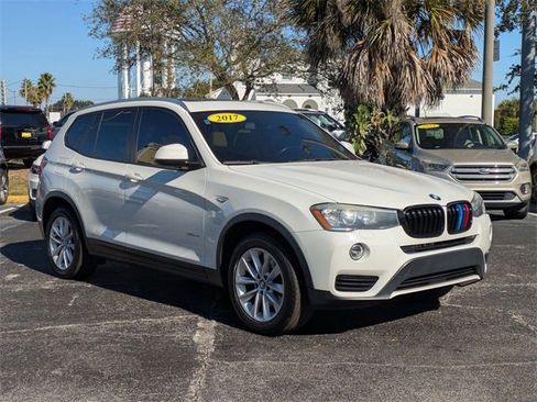 Used 2017 BMW X3 sDrive28i image 3