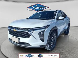 Used 2025 Chevrolet Trax LT w/ Driver Confidence Package FWD video 3
