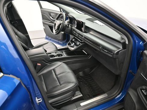 Used 2021 Lincoln Corsair FWD w/ Equipment Group 101A image 36
