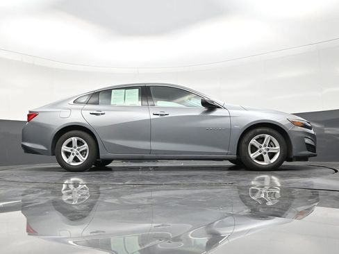 Used 2023 Chevrolet Malibu LS FWD image 25