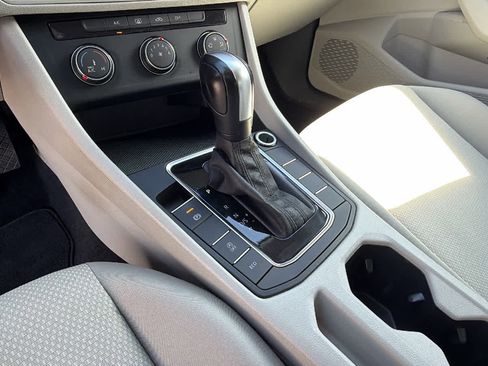 Used 2019 Volkswagen Jetta S FWD image 13