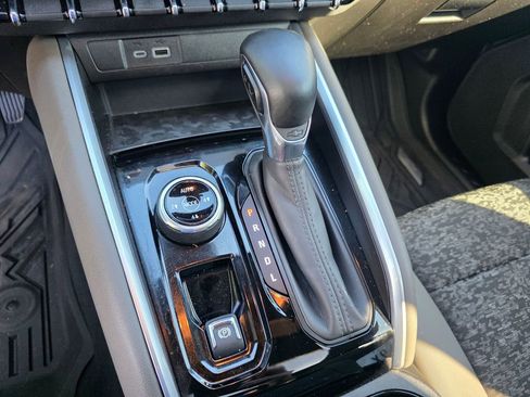 Used 2024 Chevrolet Colorado ZR2 image 19