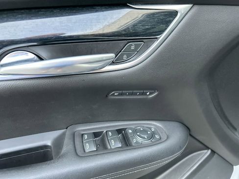 Used 2020 Cadillac XT5 Premium Luxury AWD/4WD image 26