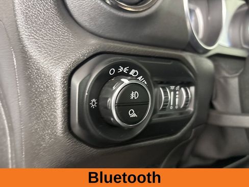 Used 2021 Jeep Gladiator Overland image 10