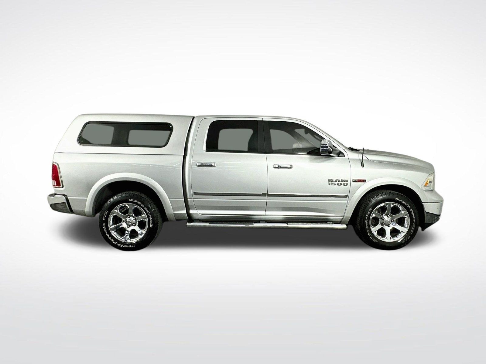 Used 2015 RAM 1500 Laramie w/ Convenience Group AWD/4WD image 9