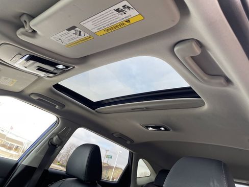 Used 2021 Kia Seltos SX w/ SX Sunroof Package image 10