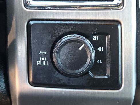 Used 2017 Ford F350 Platinum w/ FX4 Off-Road Package image 23