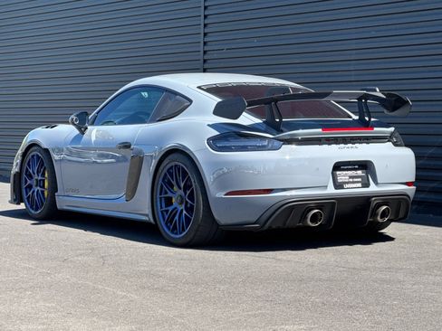 Certified 2024 Porsche 718 Cayman GT4 RS RWD image 4