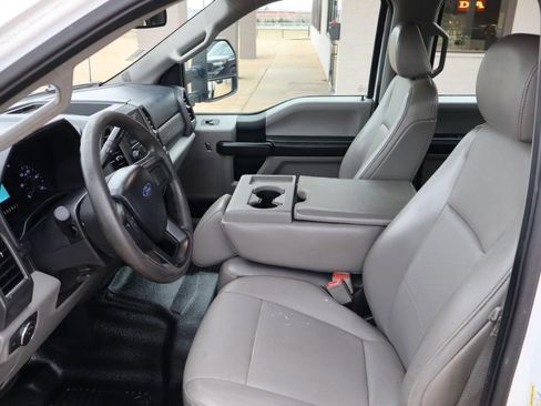 Used 2019 Ford F350 XL w/ Power Equipment Group image 9
