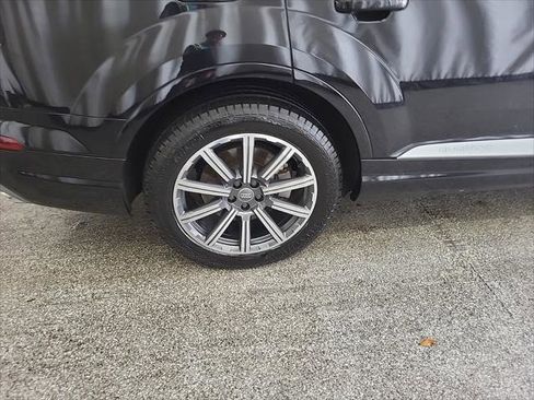 Used 2017 Audi Q7 3.0T Prestige image 11