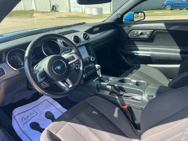 Used 2019 Ford Mustang GT RWD image 32