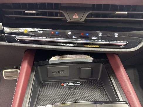 New 2026 Buick Envision Sport Touring image 18