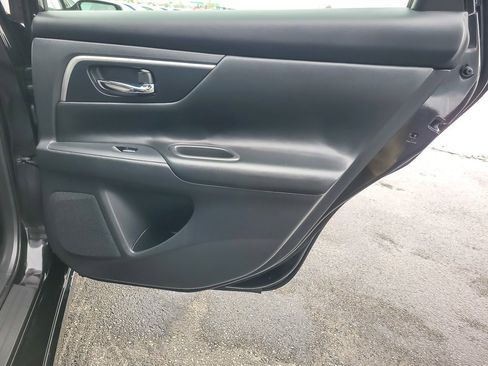 Used 2018 Nissan Altima 2.5 SR image 17