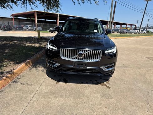 Used 2023 Volvo XC90 B6 Plus w/ Protection Package Premier AWD/4WD image 2
