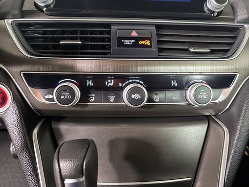 Used 2022 Honda Accord LX image 16