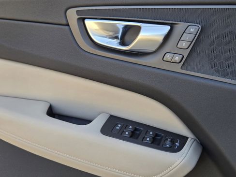 New 2026 Volvo XC60 B5 Plus w/ Protection Package Premier image 26