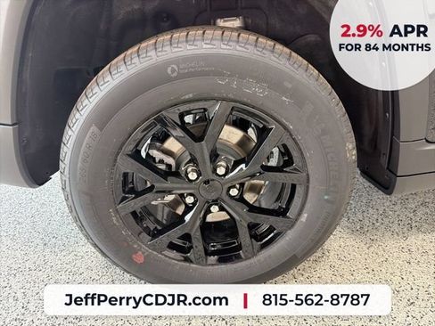 New 2026 Jeep Grand Cherokee Altitude AWD/4WD image 30