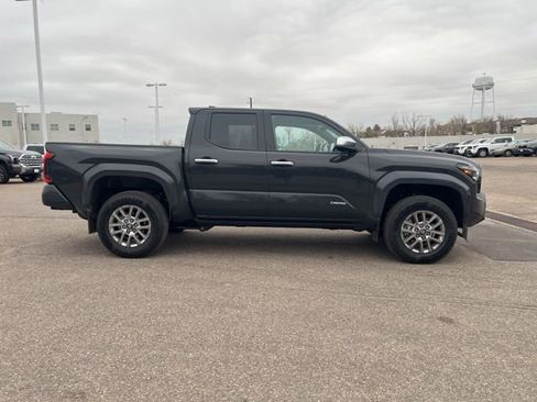 Used 2026 Toyota Tacoma Limited image 6
