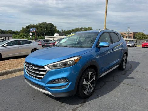 Used 2017 Hyundai Tucson Sport w/ Cargo Package AWD/4WD image 3