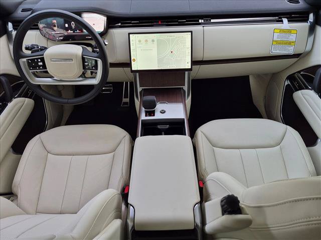 New 2026 Land Rover Range Rover Long Wheelbase SE AWD/4WD image 14