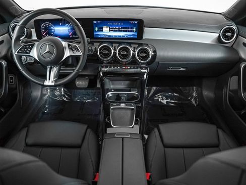 Certified 2026 Mercedes-Benz CLA 250 image 9