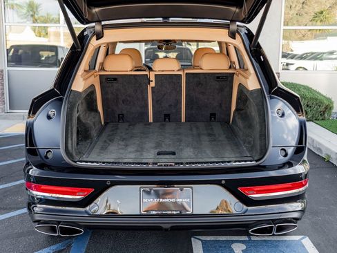 Certified 2023 Bentley Bentayga image 25