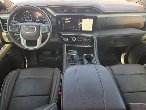 Used 2024 GMC Sierra 1500 Denali AWD/4WD image 15