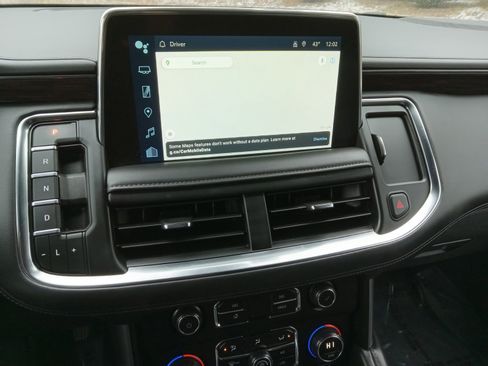 Used 2024 Chevrolet Tahoe LT image 15