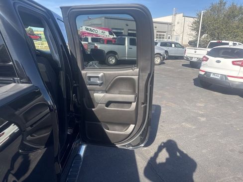 Used 2019 Chevrolet Silverado 1500 LT w/ Texas Edition image 23