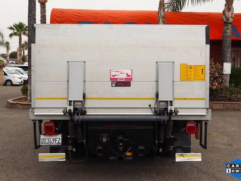 Used 2017 Ford F550 2WD Crew Cab Super Duty image 7