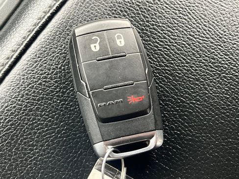 Used 2024 RAM 2500 Big Horn image 25