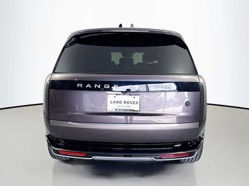 Used 2022 Land Rover Range Rover Long Wheelbase SE AWD/4WD image 6