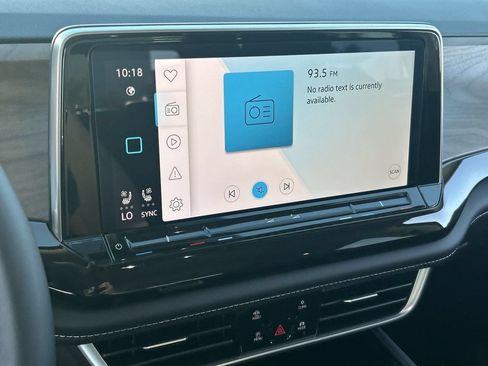 New 2026 Volkswagen Atlas SE FWD image 22