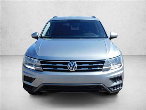 Used 2019 Volkswagen Tiguan SE FWD image 4