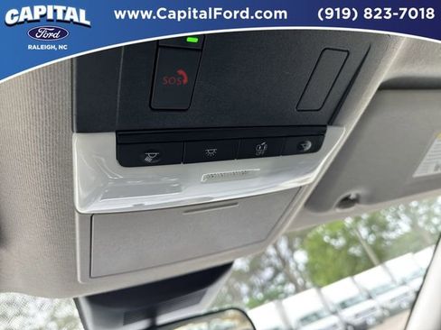 Used 2025 Nissan Sentra SV FWD image 32