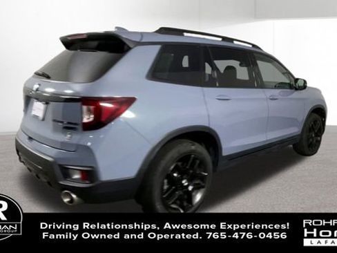 Used 2024 Honda Passport Black Edition image 8