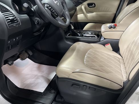 Used 2023 Nissan Armada Platinum w/ Captain's Chairs Package image 10