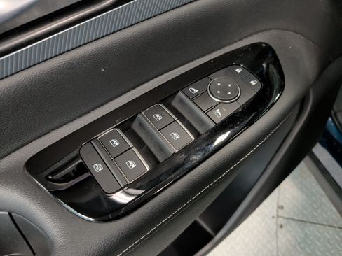 Used 2025 Nissan Murano SL AWD/4WD image 15