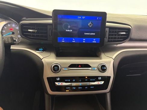 Used 2020 Ford Explorer XLT RWD image 27