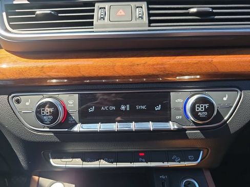 Used 2023 Audi Q5 2.0T Premium Plus w/ Premium Plus Package AWD/4WD image 26